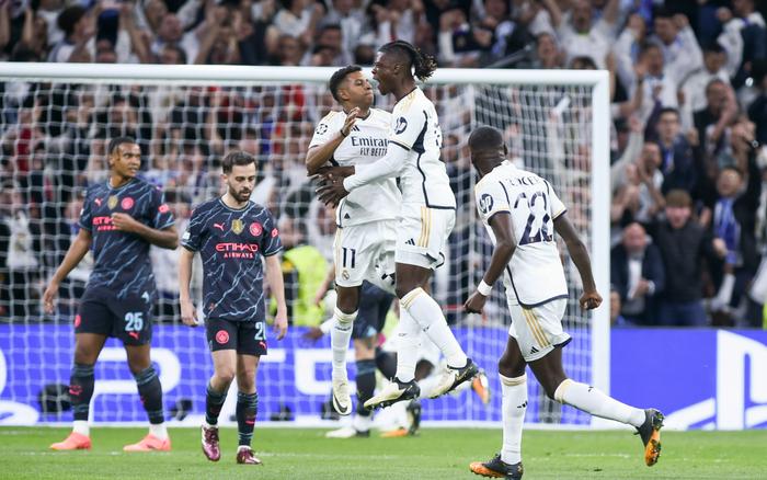 国青少年足 国青少年足