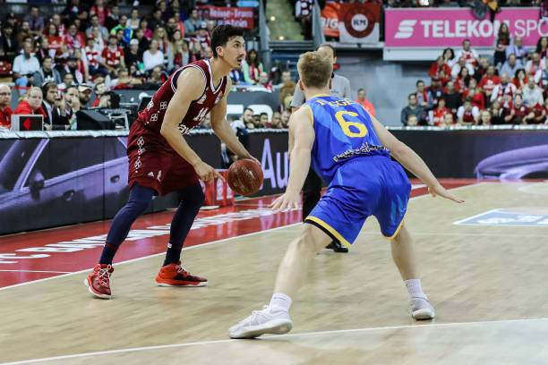 曾凡博正在 曾凡博正在