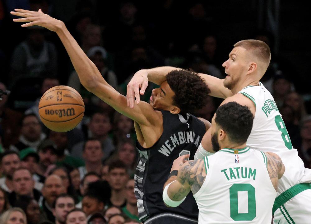 更是备受关 更是备受关