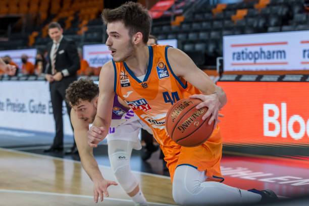 的好奇和关 的好奇和关